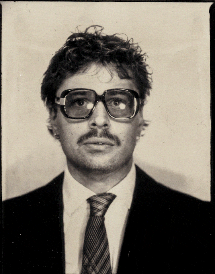 Tom sibma